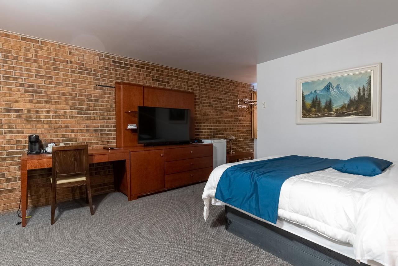 Auberge L'Etape มองต์-ลอริเยร์ ภายนอก รูปภาพ